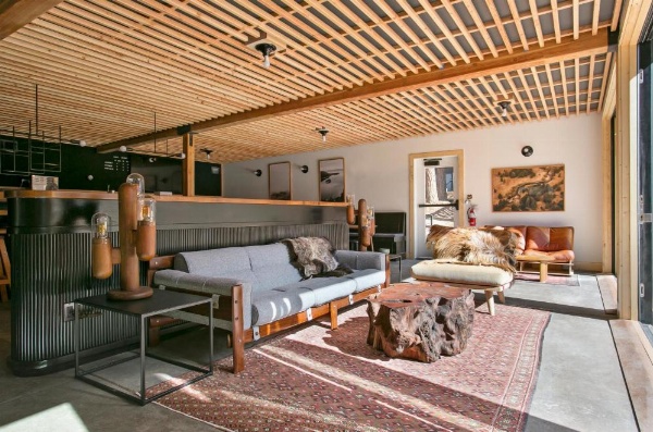 The Coachman Hotel image 10